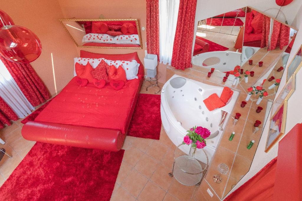Loveroom room 1