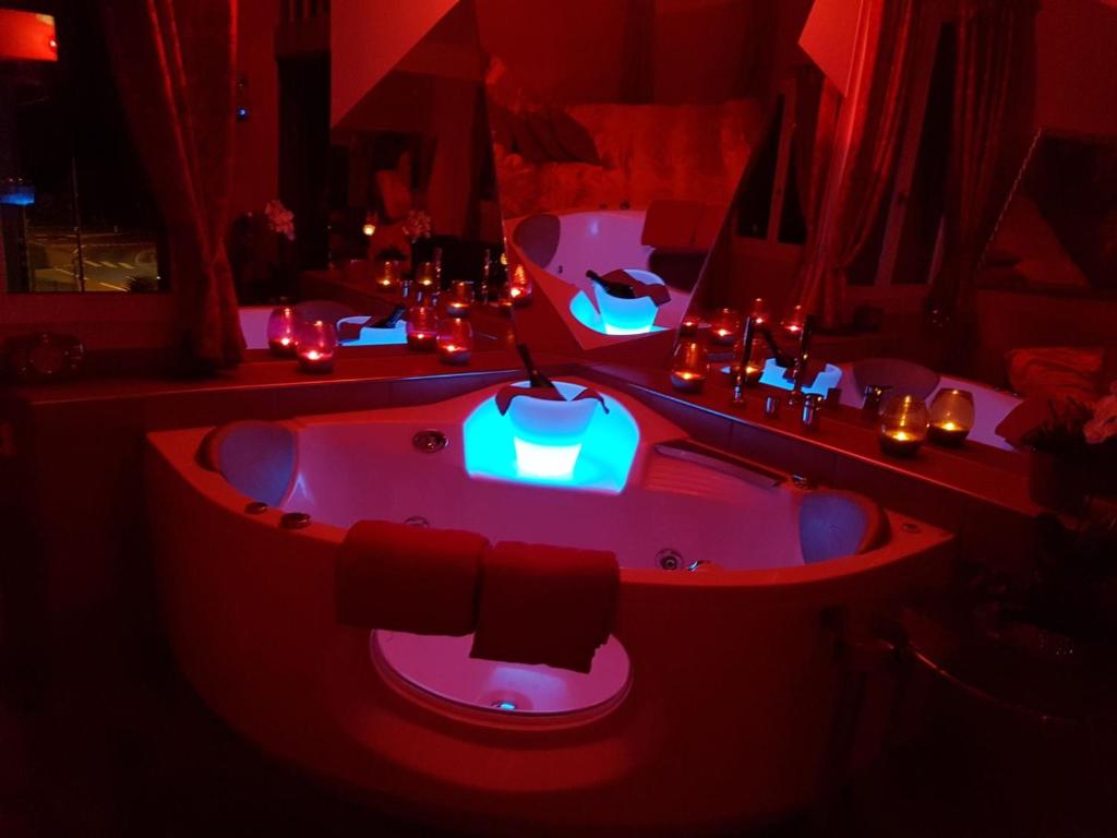 Loveroom room 3
